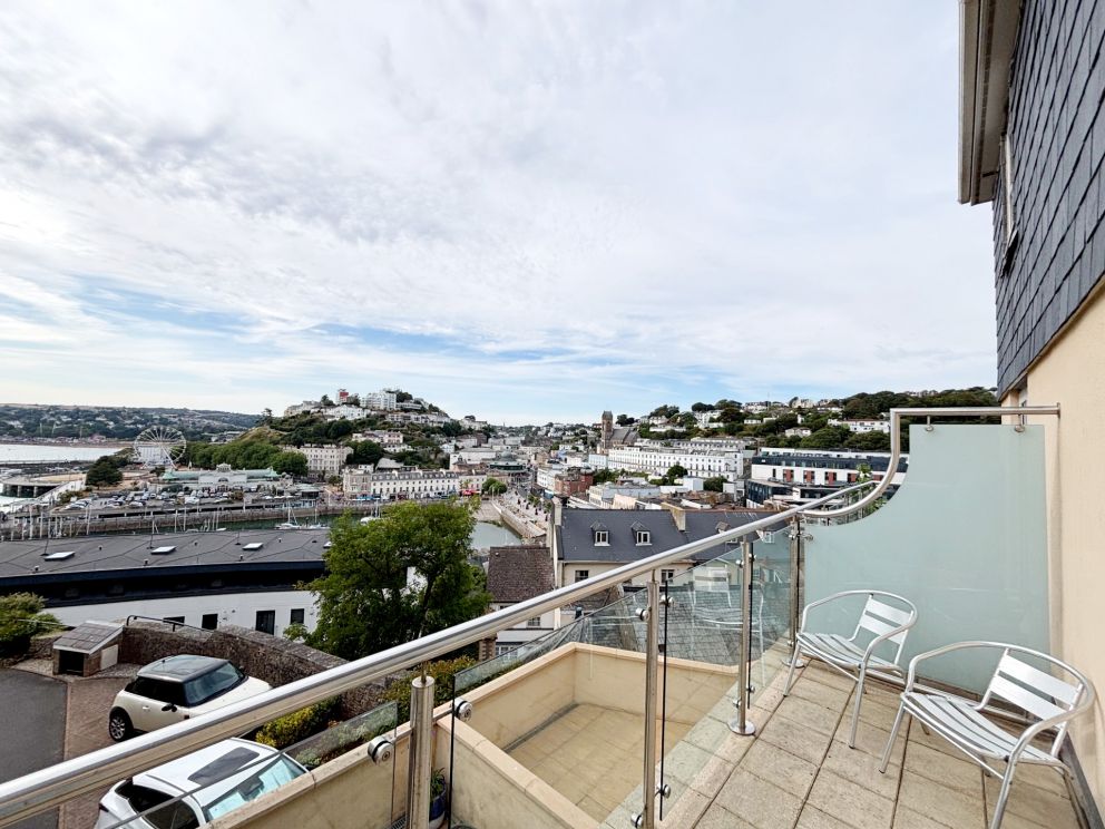 2, The Riviera, Torquay. First floor balcony off the living room