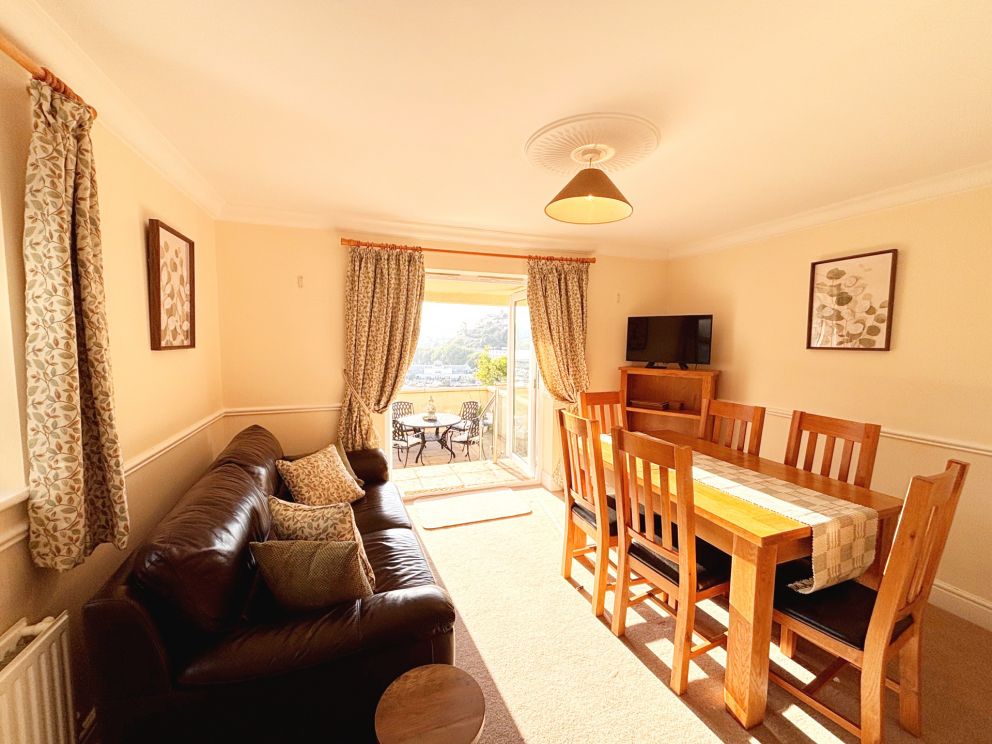 2, The Riviera, Torquay. Dining Room
