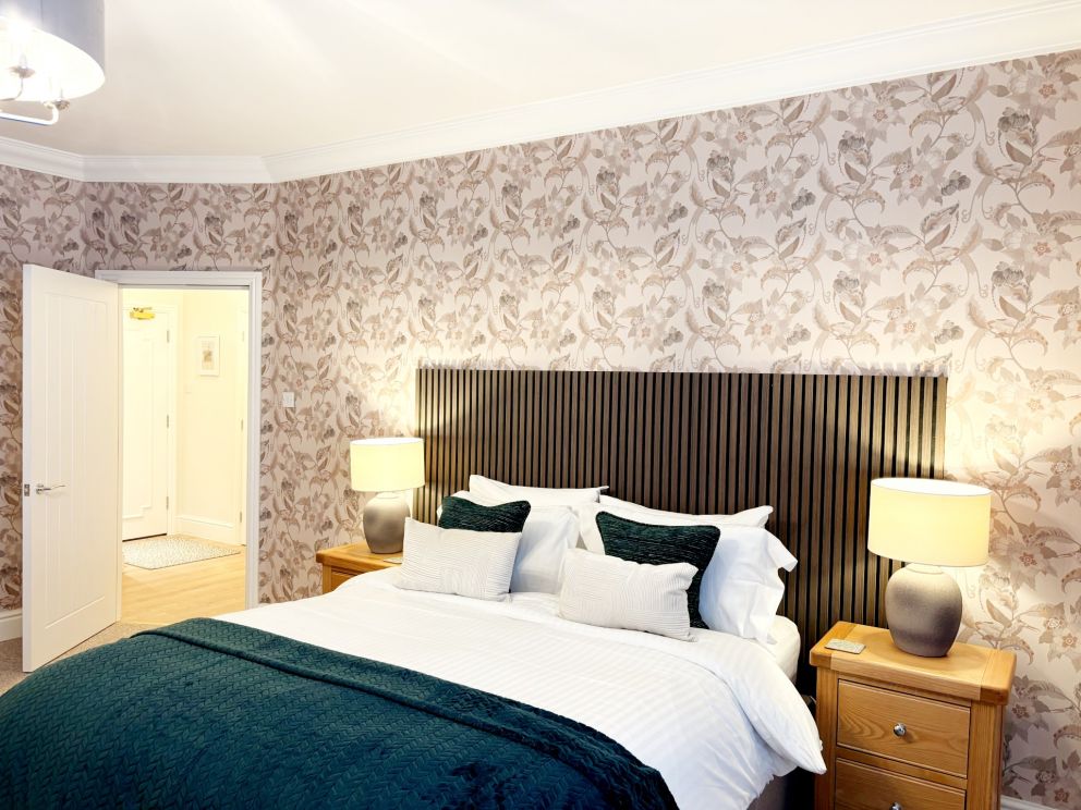 Forbes Ground Floor Suite at The Corbyn Apartments in Torquay. King sized luxury bed which can be split into two singles.