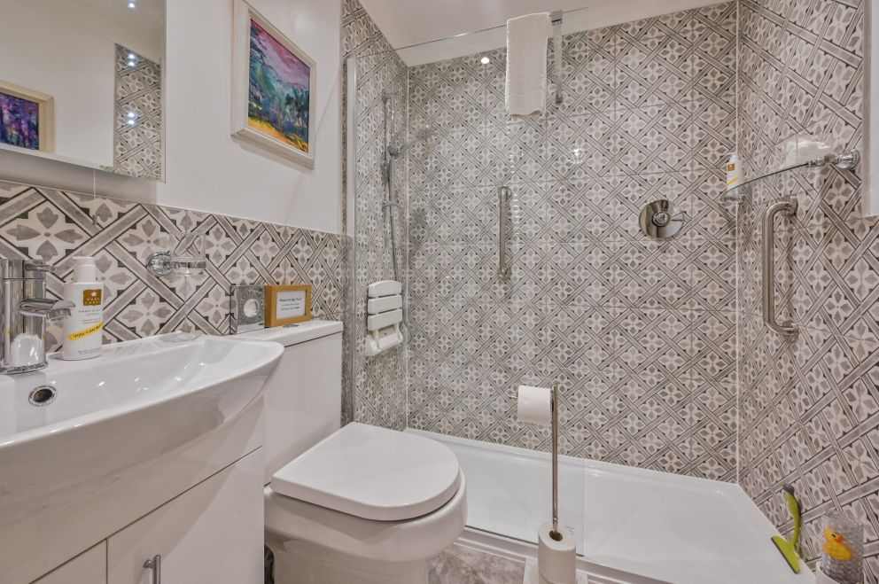Bathroom - Apartment 2 - The Muntham Luxury Self Catering Holiday Apartments on The English Riviera.