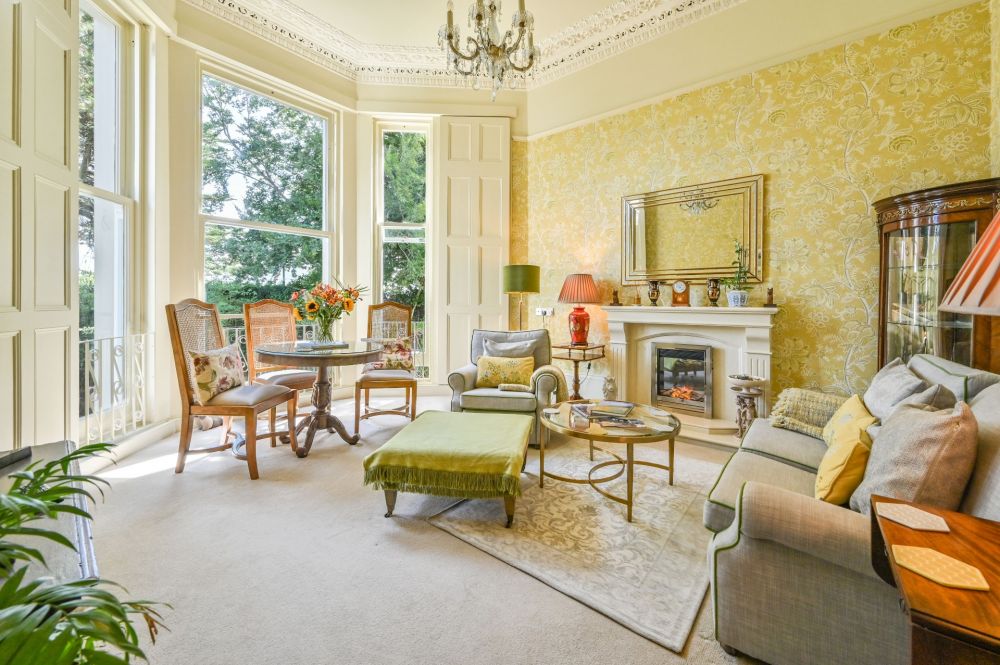 Ground Floor, one bedroom apartment - Apartment 2 - The Muntham Luxury Holiday Apartments in Torquay.