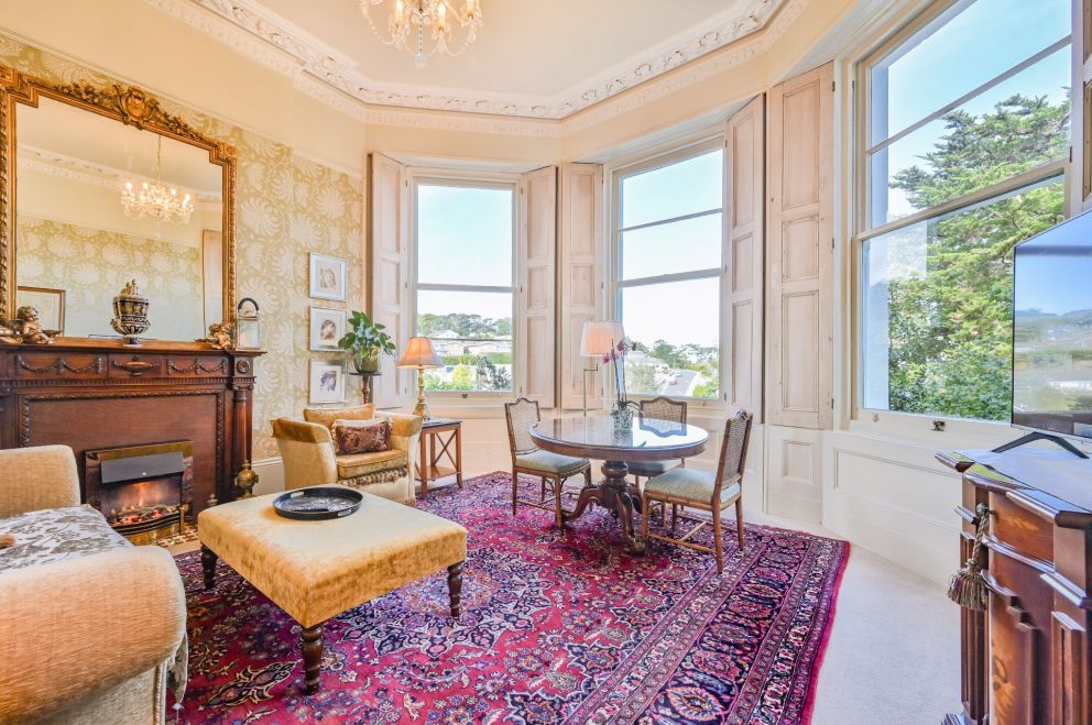 Apartment 3, The Muntham Luxury Holiday Apartments. Spacious Living Room