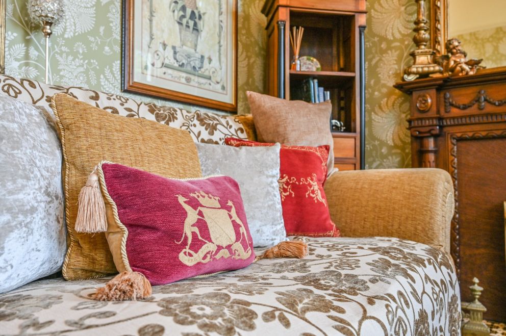 Apartment 3, The Muntham Luxury Holiday Apartments in Torquay on The English Riviera. Living room