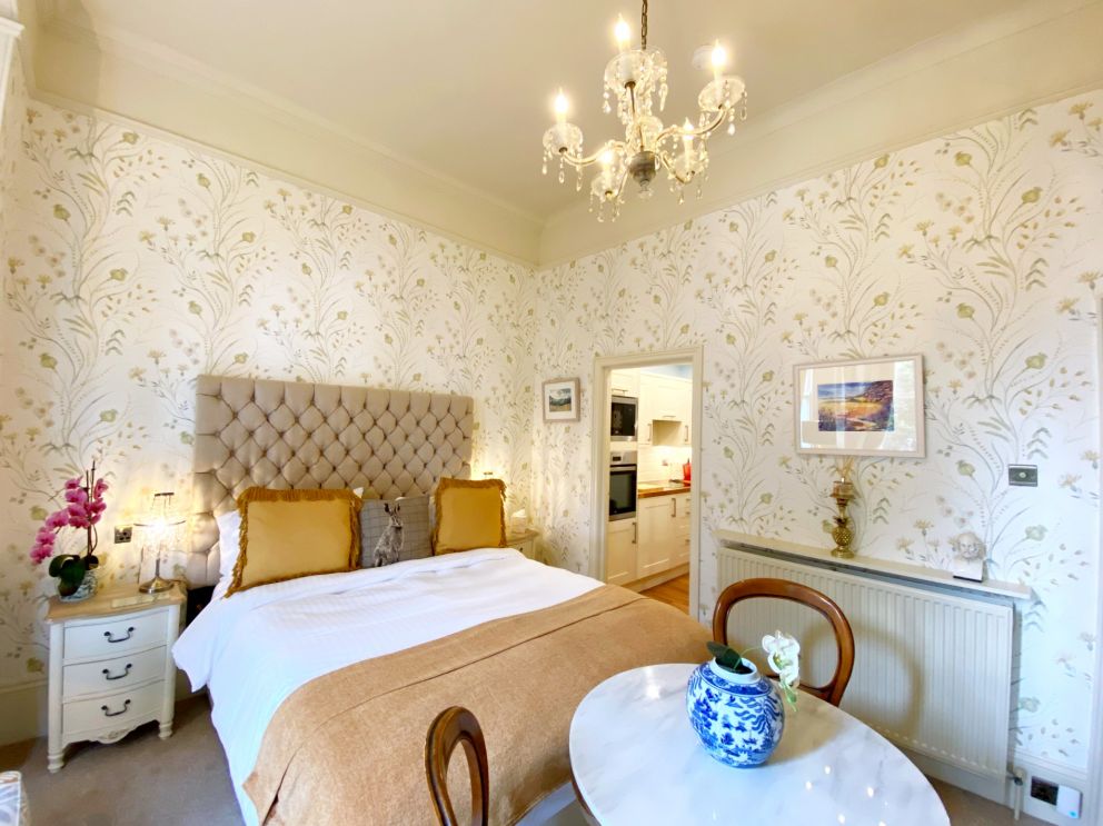 Apartment 5, The Muntham Luxury Holiday Apartments in Torquay. First floor studio Apartment on The English Riviera.