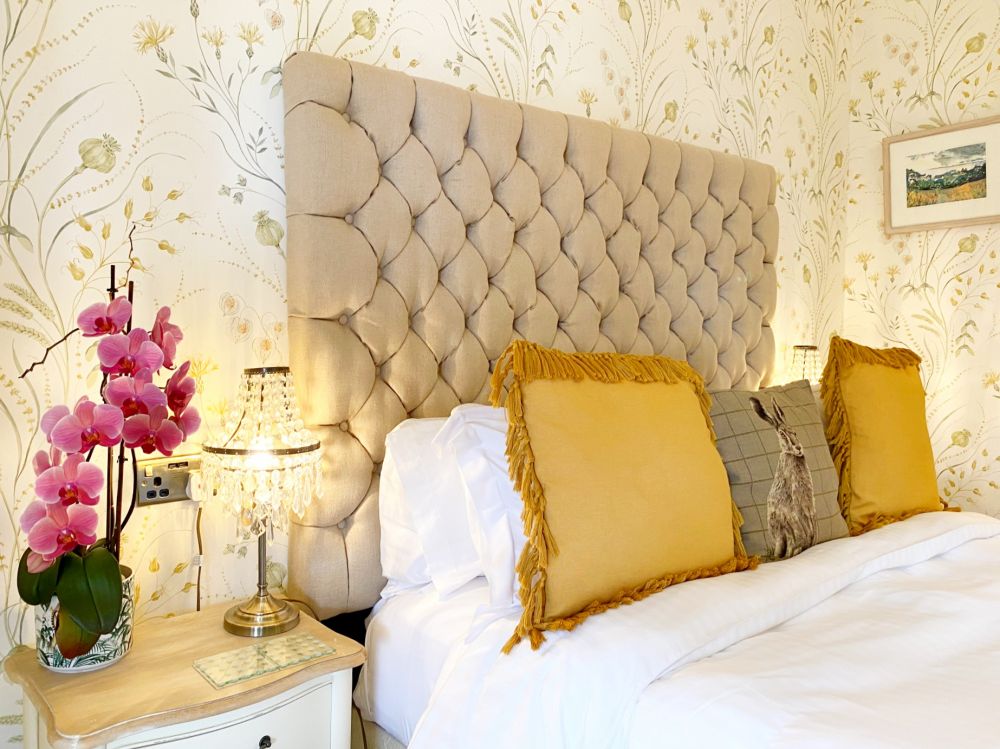 Apartment 5 - Studio apartment on the first floor at The Muntham Luxury Holiday Apartments in Torquay