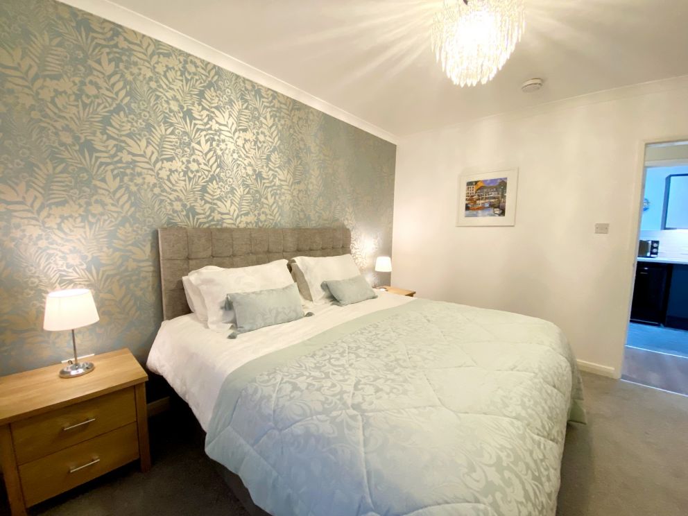 Ockendon House Holiday Apartment in Torquay on The English Riviera - Bedroom