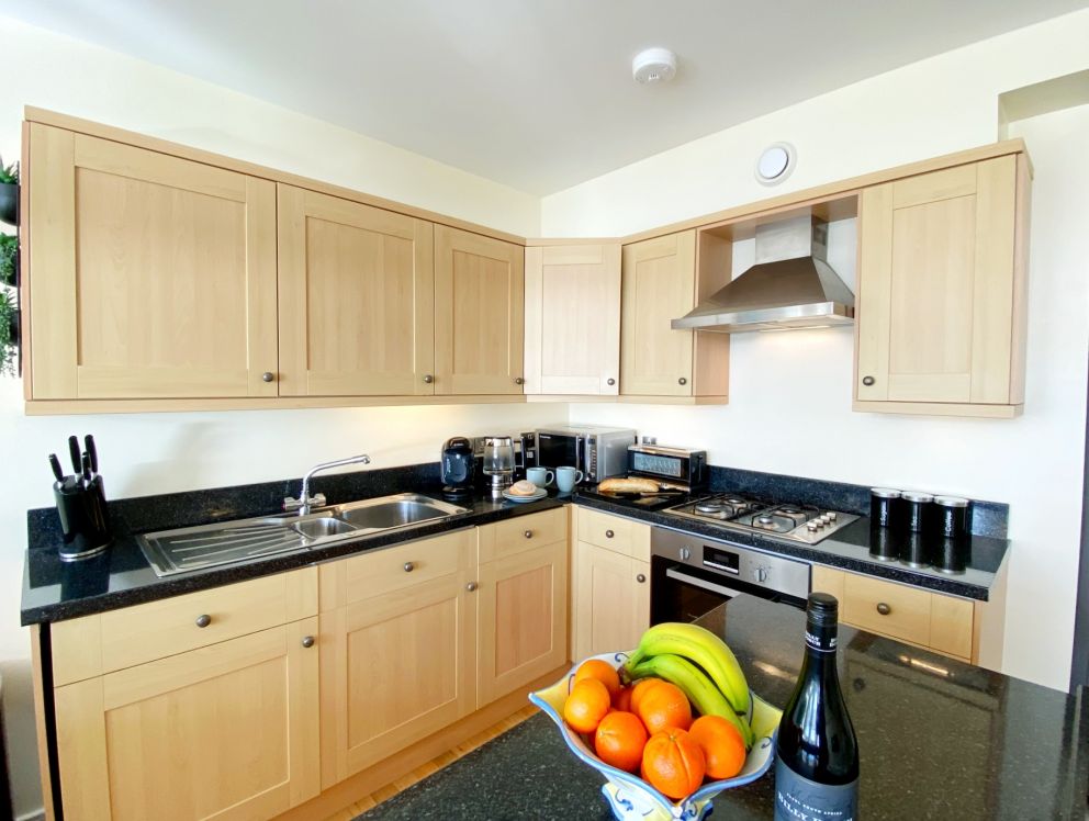 Sea View Apartment, 7 Ellington Court, Torquay - Modern, well equipped kitchen
