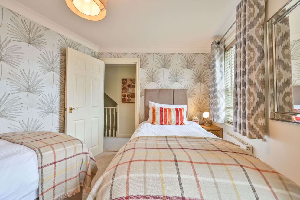 The Lisburne Place Town House in Torquay - 3rd bedroom set as a twin