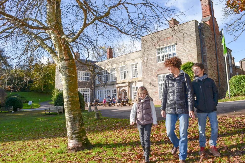 Last minute autumn breaks in Torquay